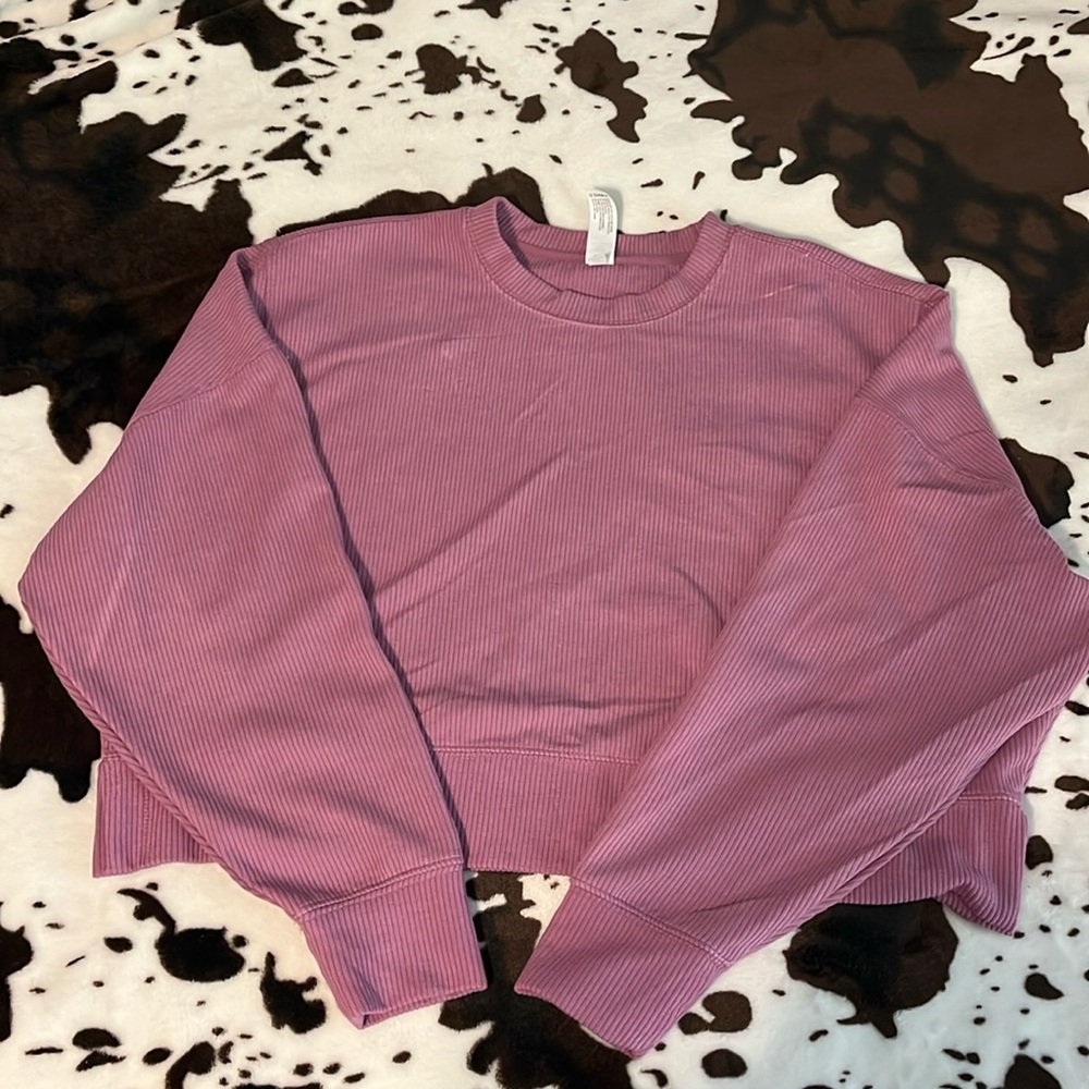 Pullover crop crew